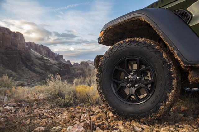 Jeep Wrangler photo 7