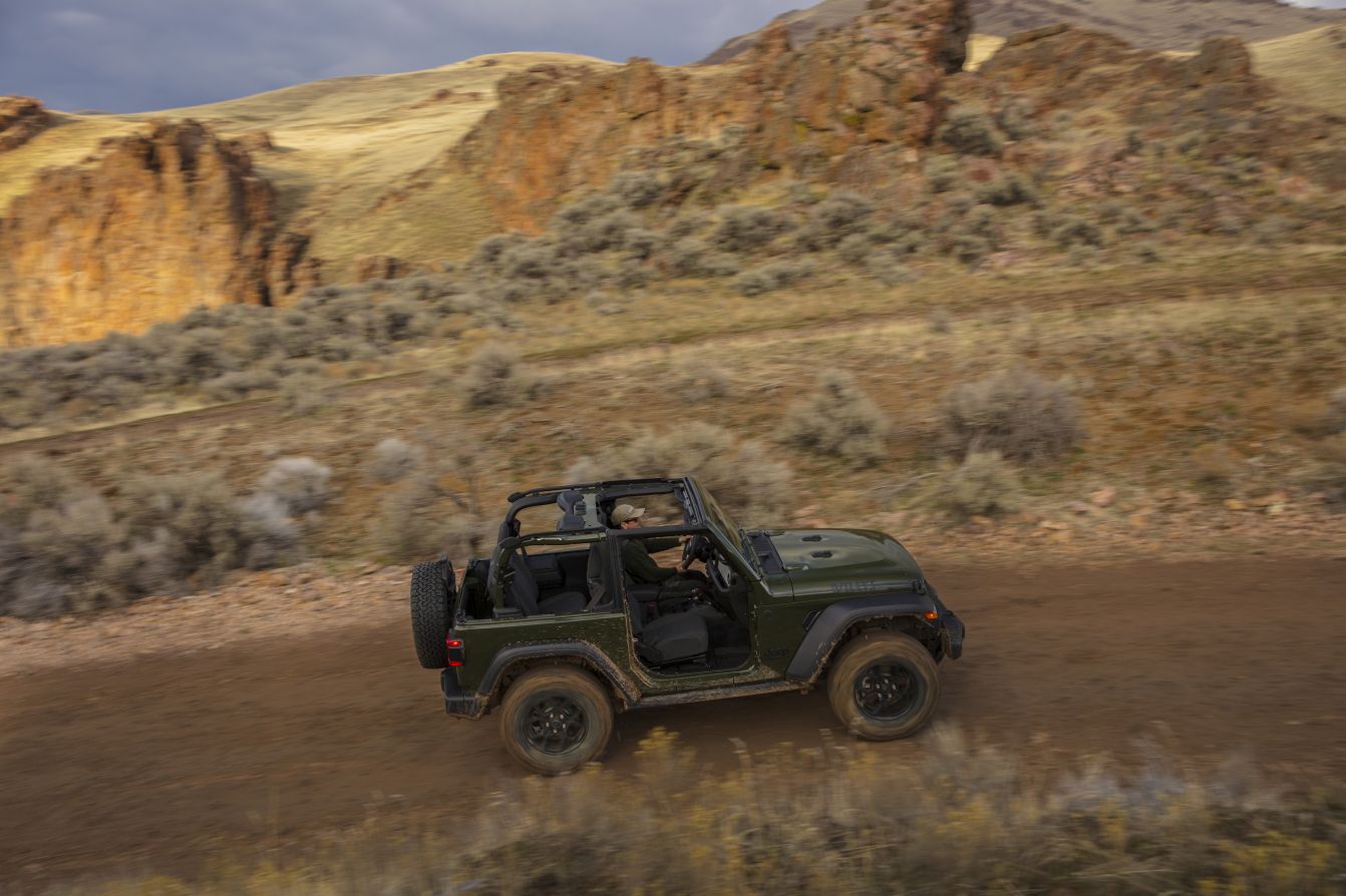 Jeep Wrangler photo 14