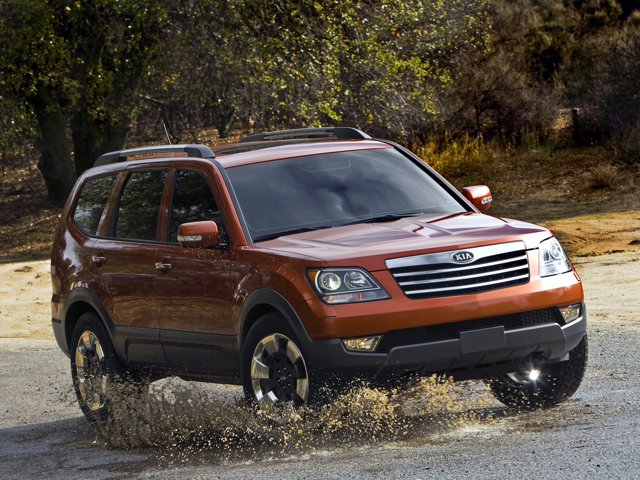 Kia Borrego / Mohave photo 11