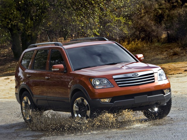 Kia Borrego / Mohave photo 11