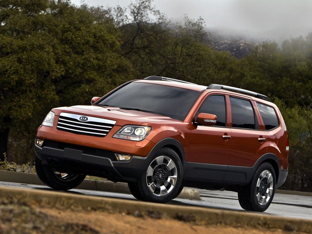 Kia Borrego / Mohave photo 12