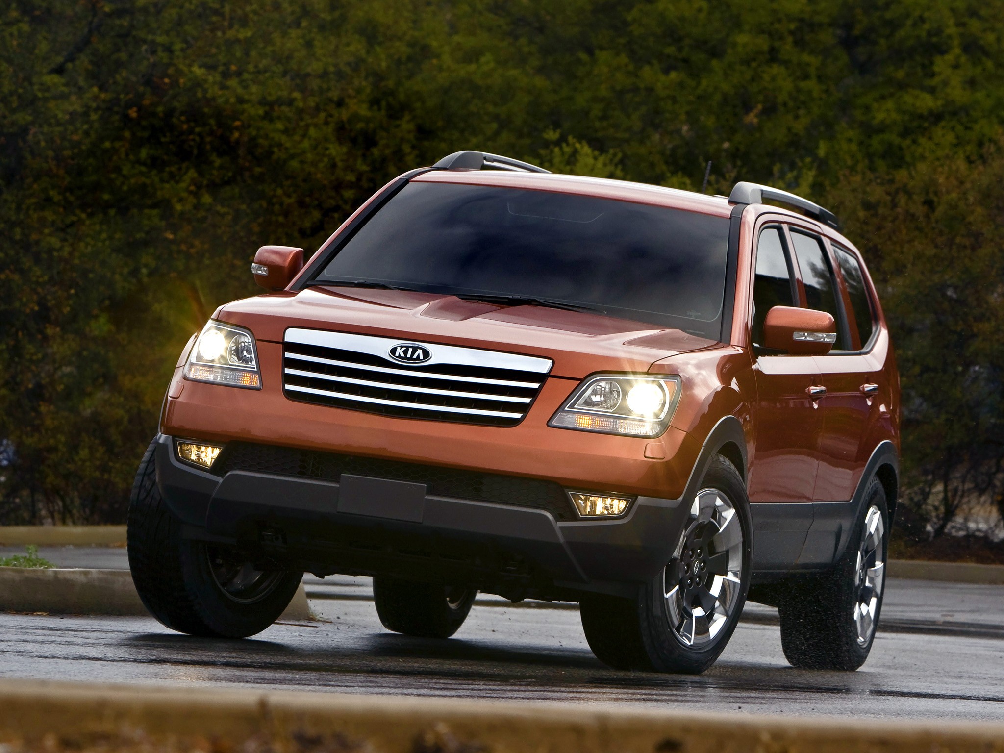 Kia Borrego / Mohave photo 13