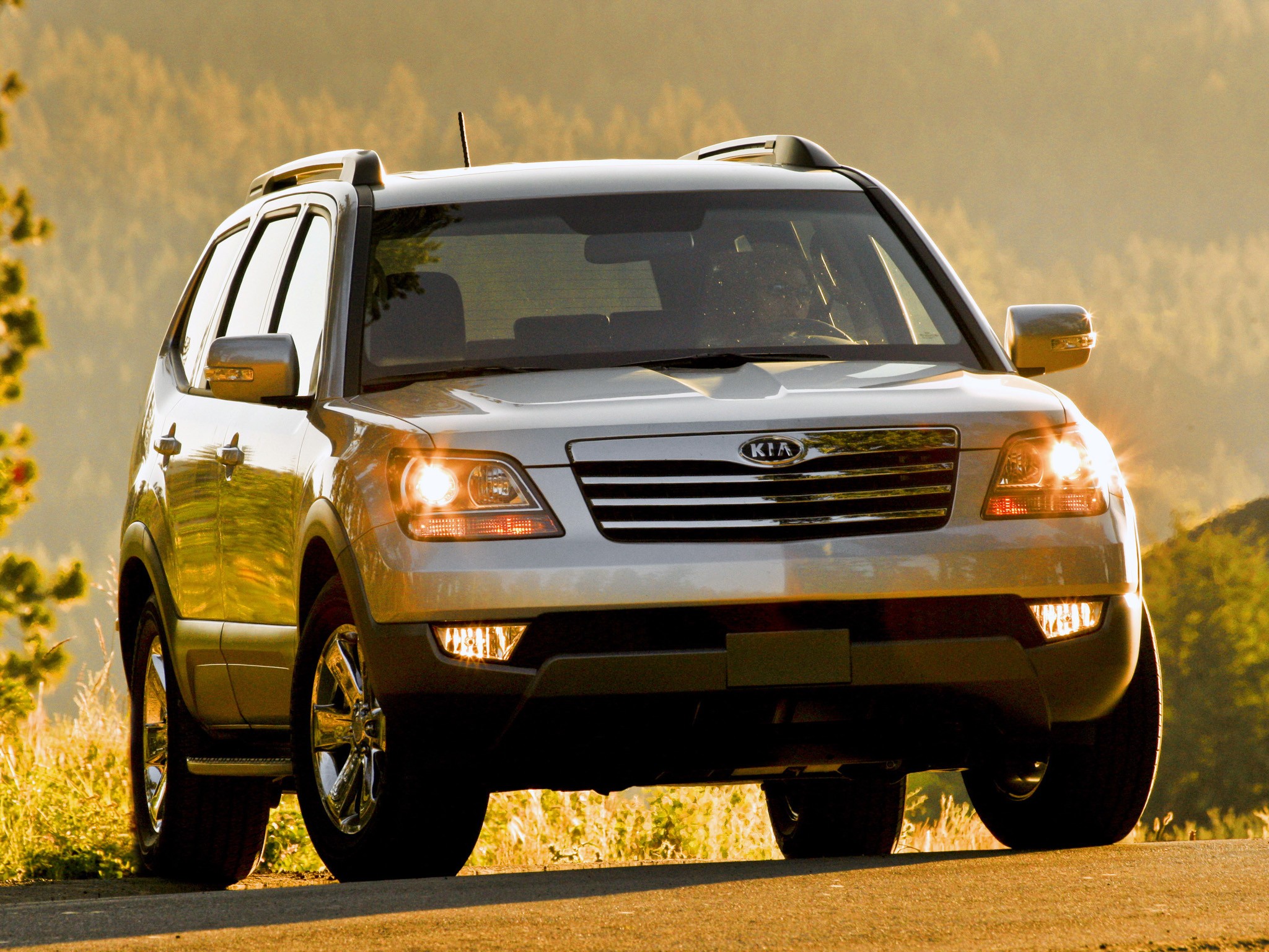 Kia Borrego / Mohave photo 18