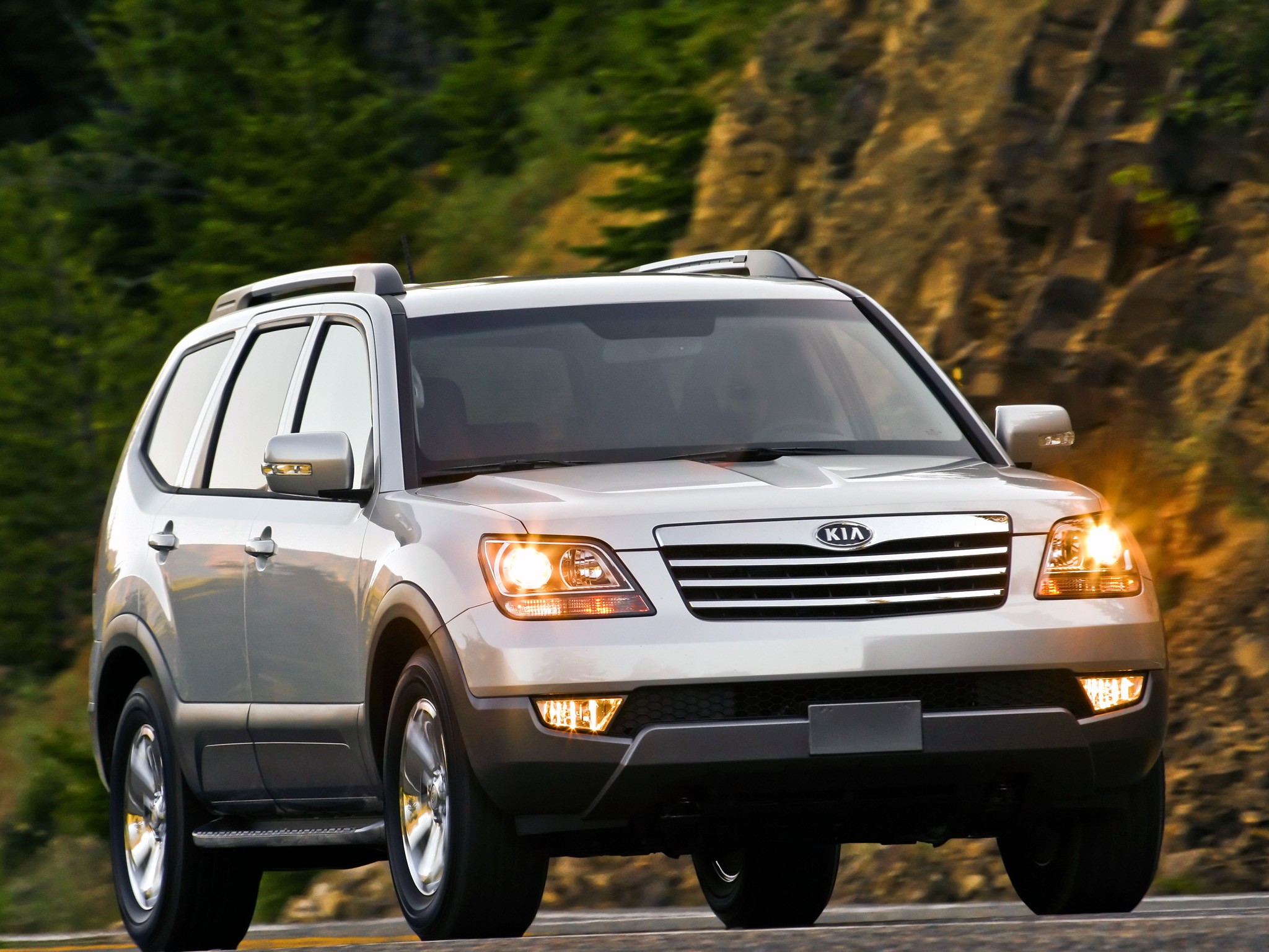 Kia Borrego / Mohave photo 33