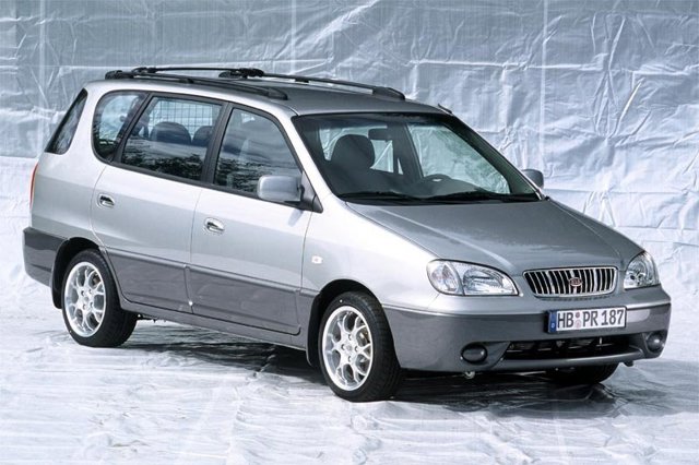 Kia Carens photo 8