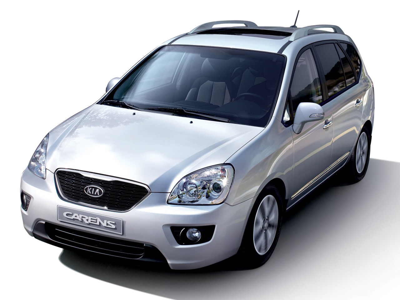 Kia Carens photo 6