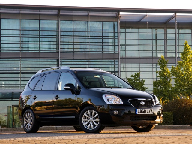 Kia Carens photo 10