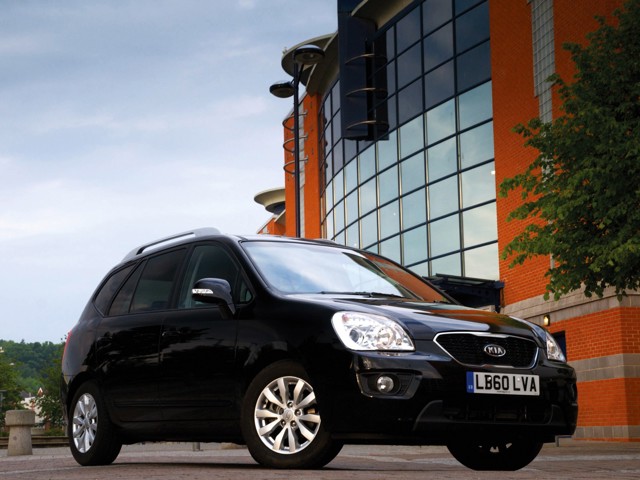 Kia Carens photo 11