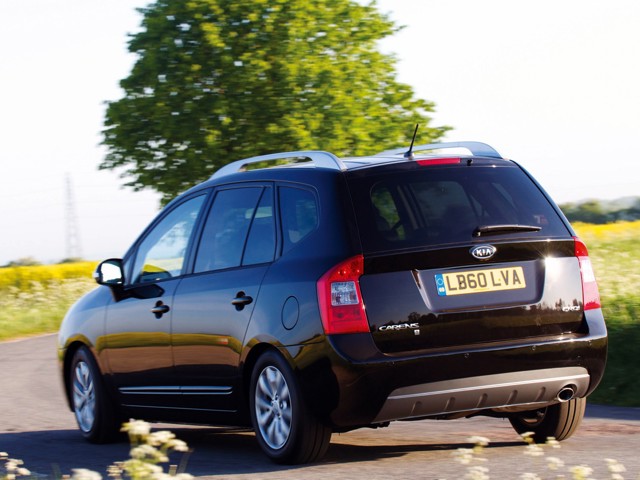 Kia Carens photo 12