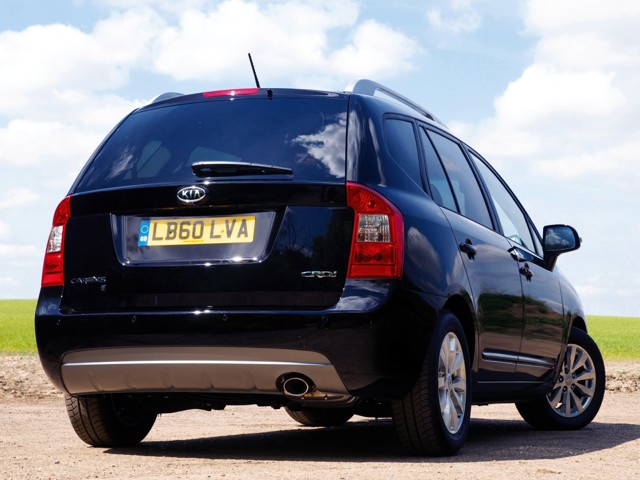 Kia Carens photo 13
