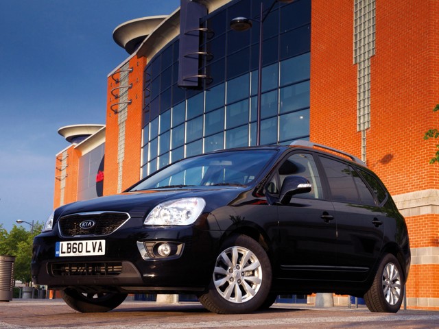 Kia Carens photo 16