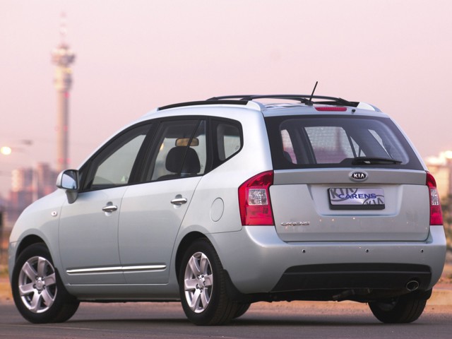 Kia Carens photo 20