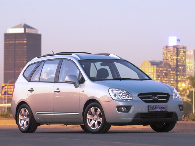 Kia Carens photo 23