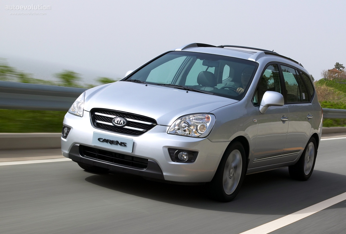 Kia Carens photo 4