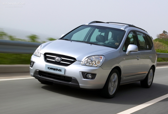 Kia Carens photo 4