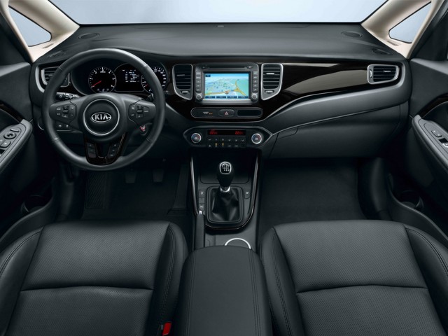 Kia Carens foto 60