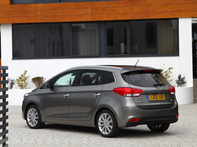 Kia Carens foto 2