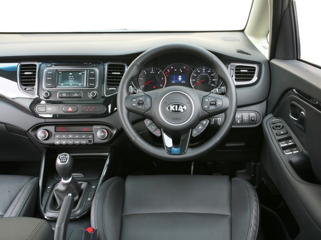 Kia Carens foto 50