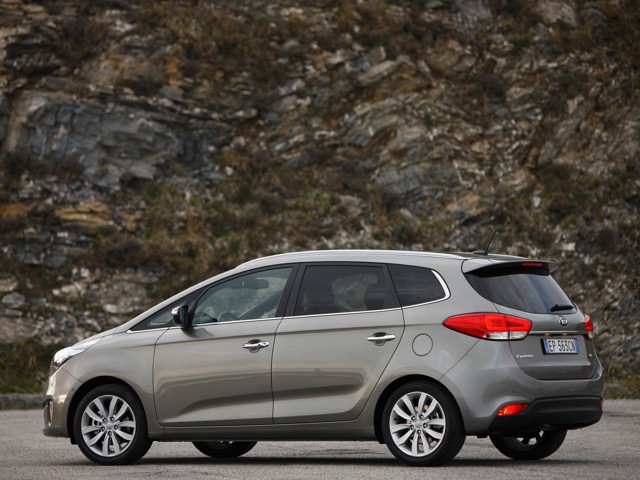 Kia Carens foto 8