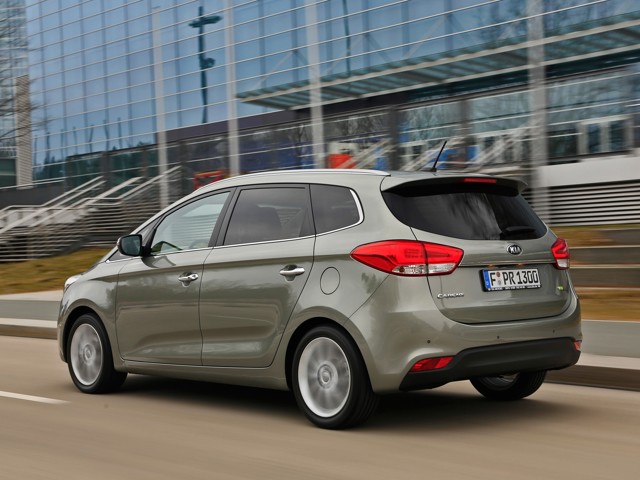 Kia Carens foto 10