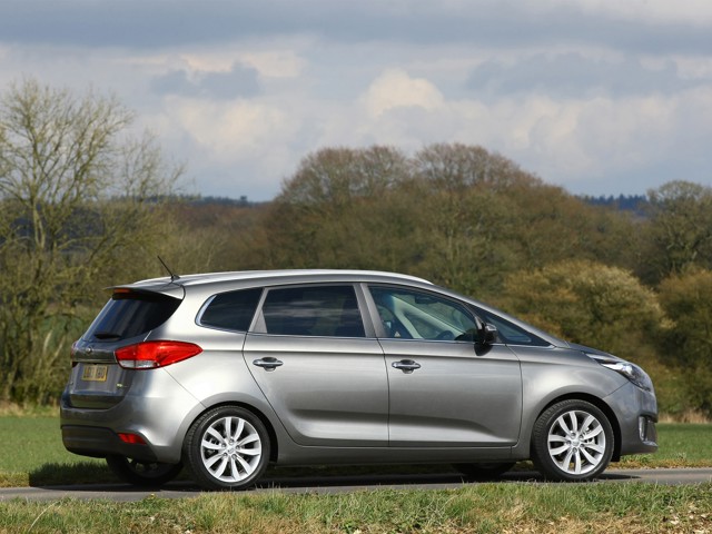 Kia Carens foto 22
