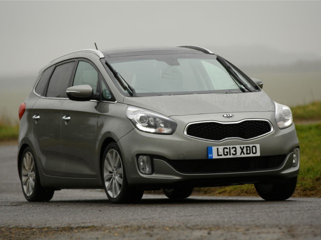 Kia Carens foto 24