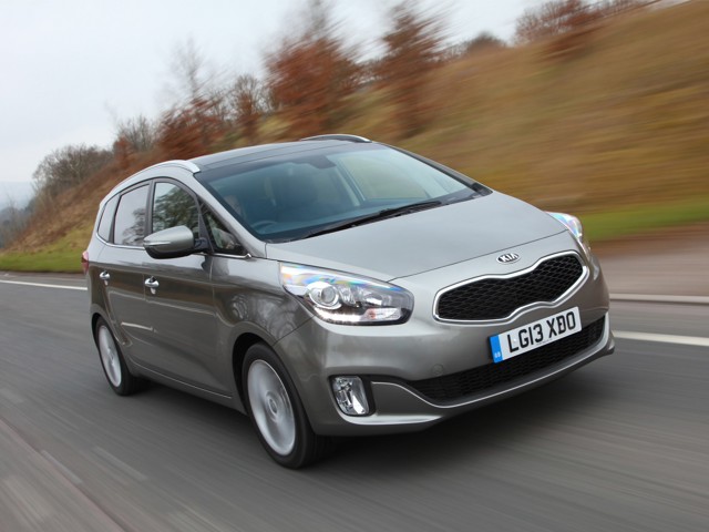 Kia Carens foto 25
