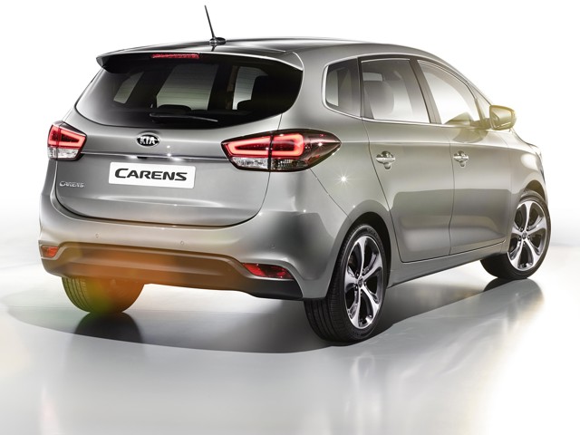 Kia Carens foto 30