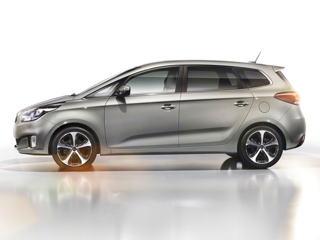 Kia Carens foto 32