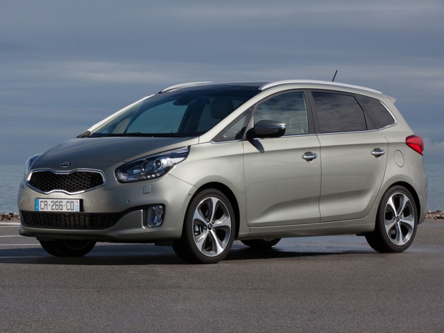 Kia Carens foto 34