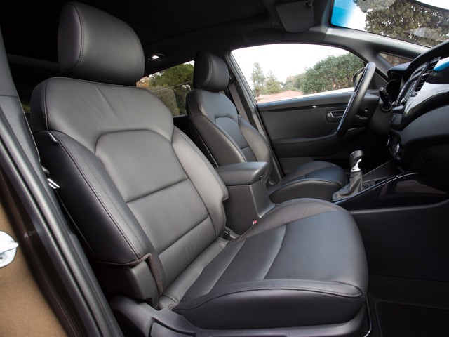 Kia Carens foto 56