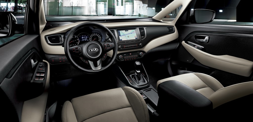 Kia Carens photo 28