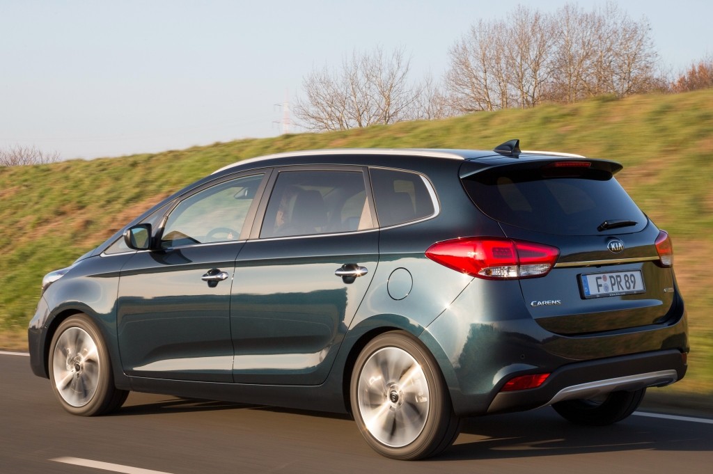 Kia Carens photo 12