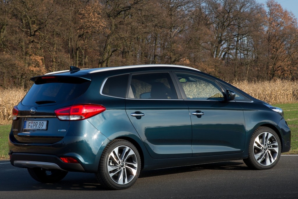 Kia Carens photo 17