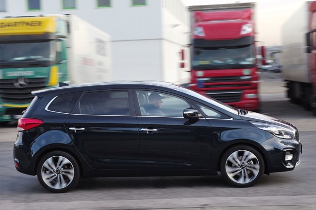 Kia Carens foto 19