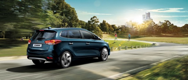 Kia Carens foto 2