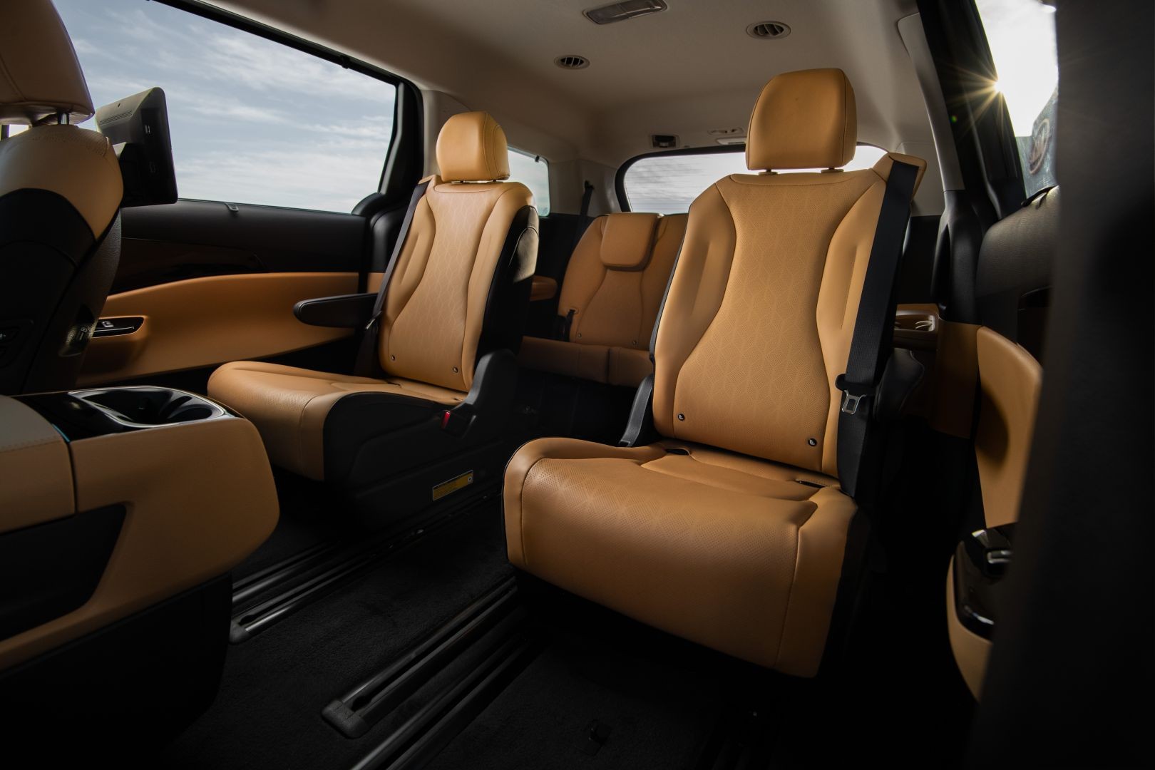 Kia Carnival / Sedona photo 27