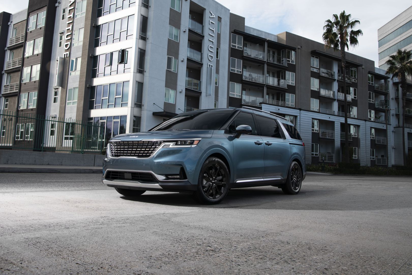 Kia Carnival / Sedona photo 16