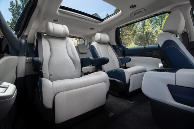 Kia Carnival / Sedona foto 10