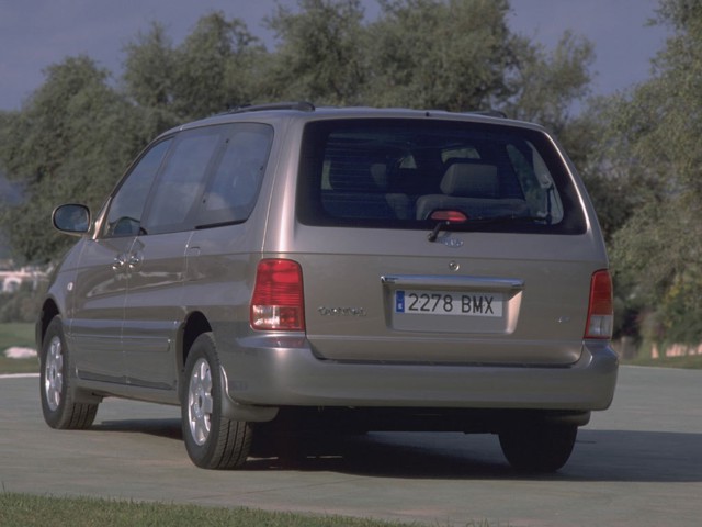 Kia Carnival / Sedona photo 13