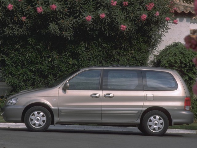 Kia Carnival / Sedona photo 14