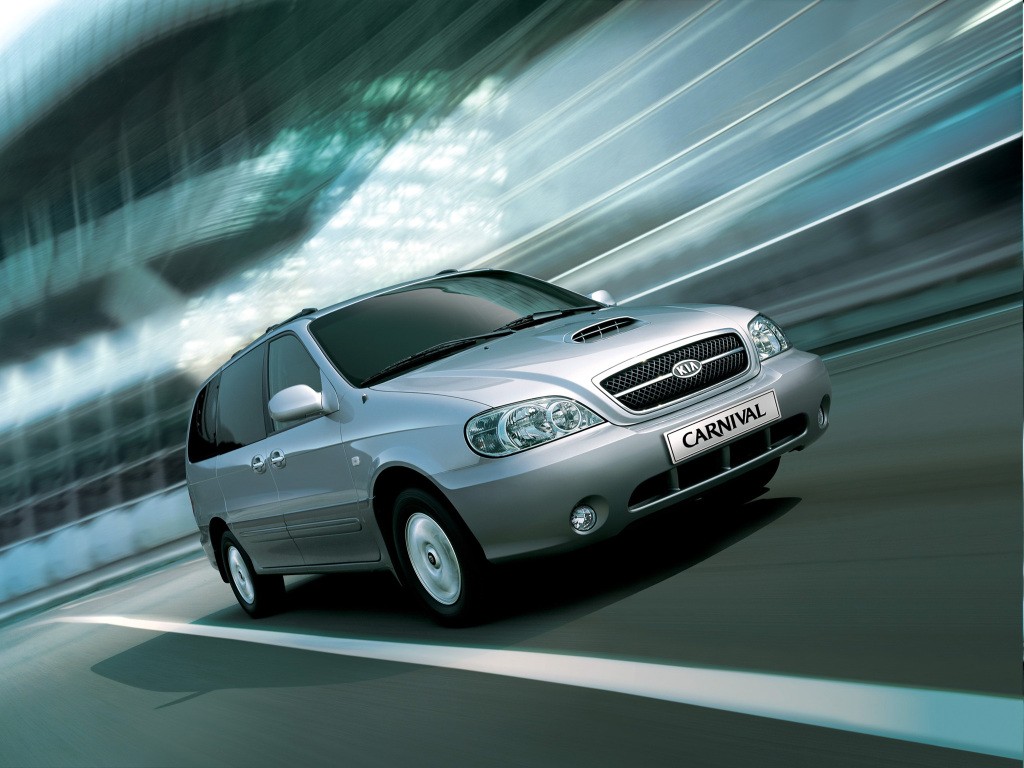 Kia Carnival / Sedona photo 20