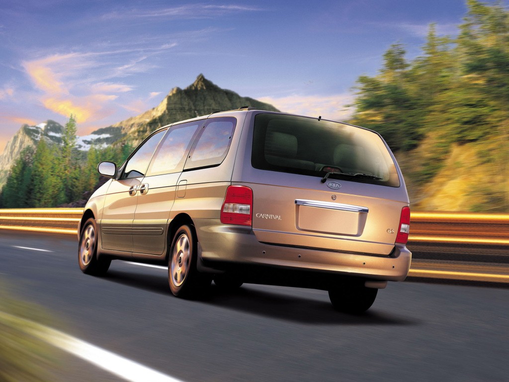 Kia Carnival / Sedona photo 22