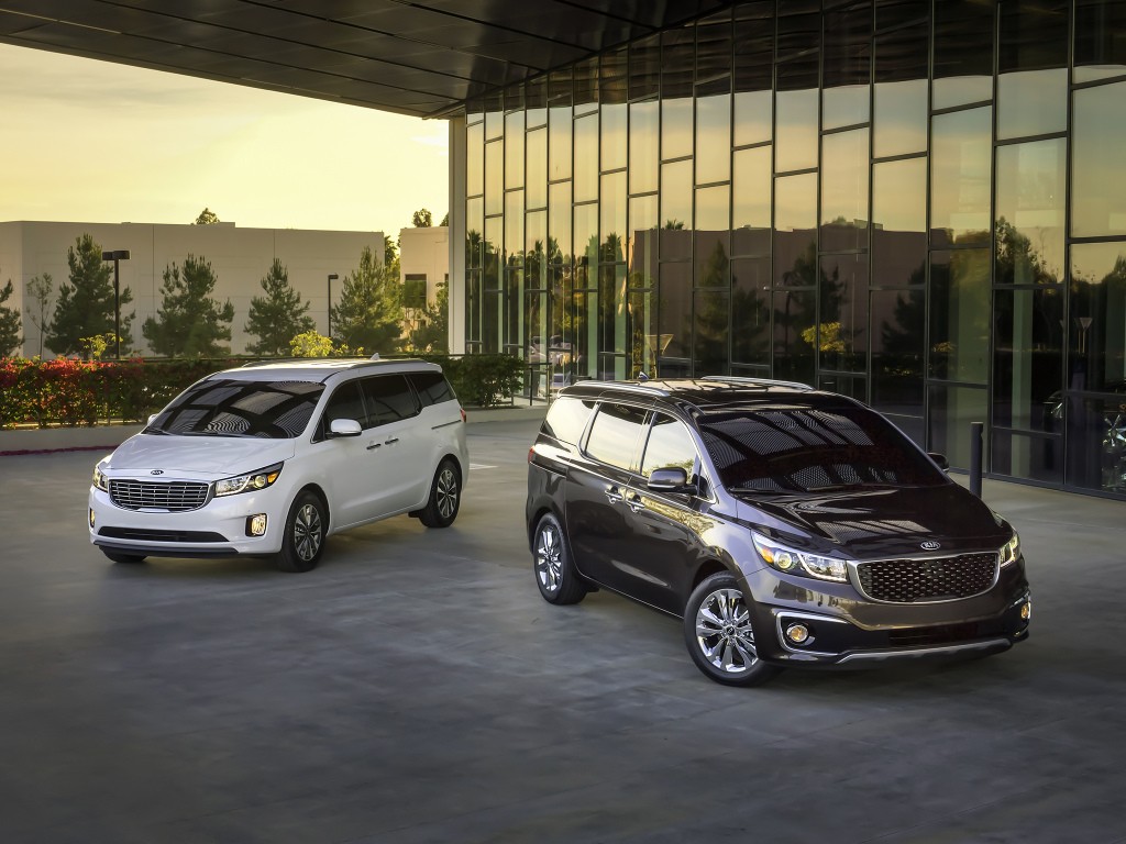 Kia Carnival / Sedona photo 8
