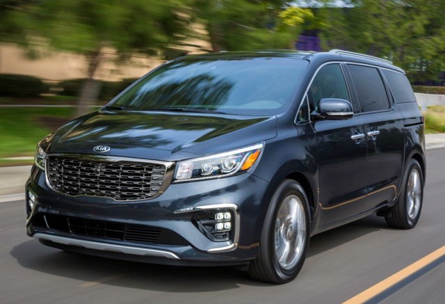 Kia Carnival / Sedona photo 9