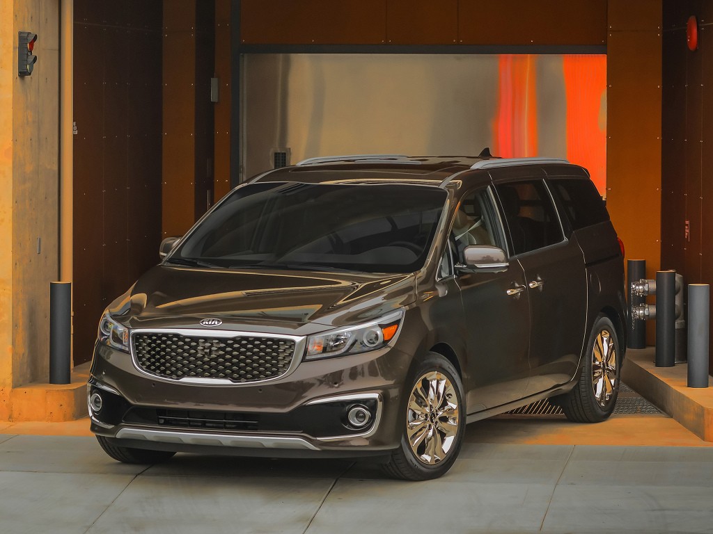 Kia Carnival / Sedona photo 17
