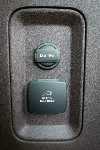 Kia Carnival / Sedona photo 11