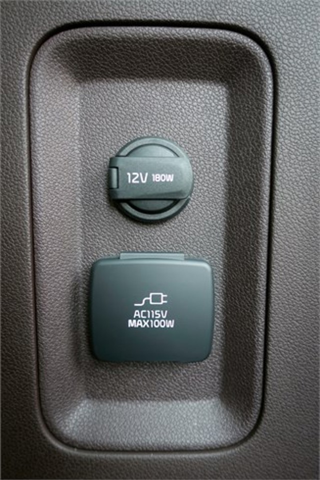 Kia Carnival / Sedona photo 11