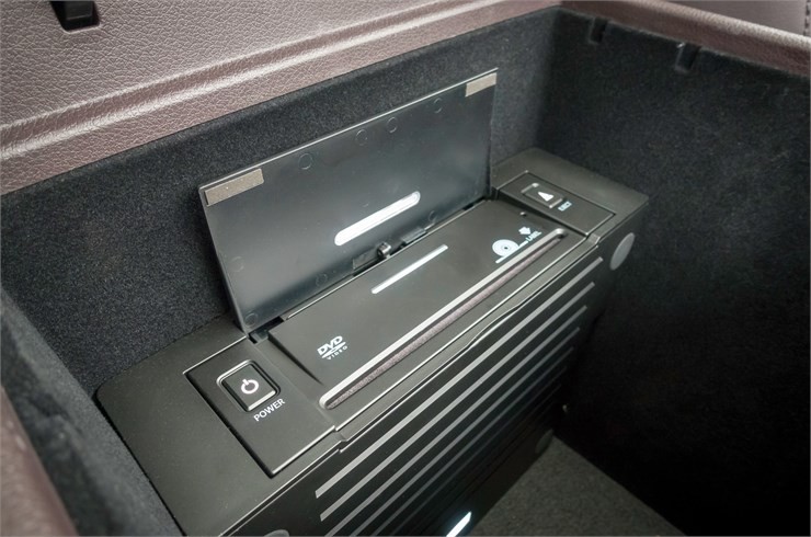 Kia Carnival / Sedona photo 12