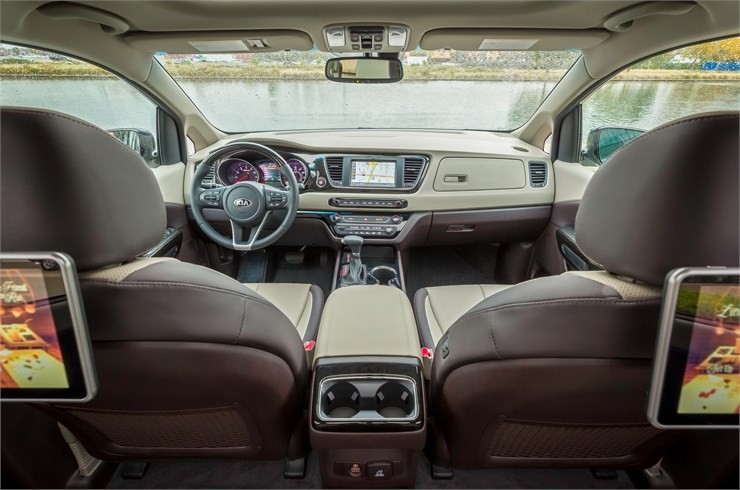 Kia Carnival / Sedona photo 15